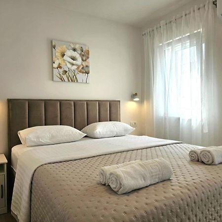 Apartments Miamare 2 พรีมอชเตน ภายนอก รูปภาพ