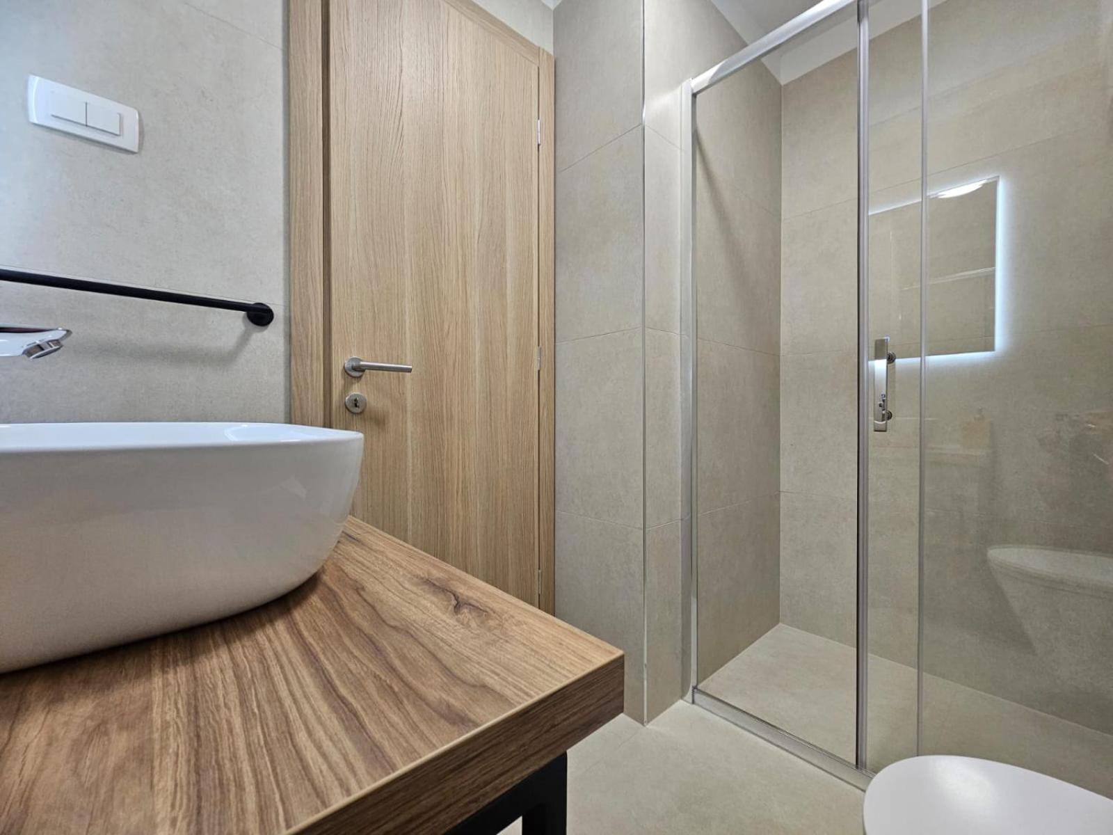 Apartments Miamare 2 พรีมอชเตน ภายนอก รูปภาพ