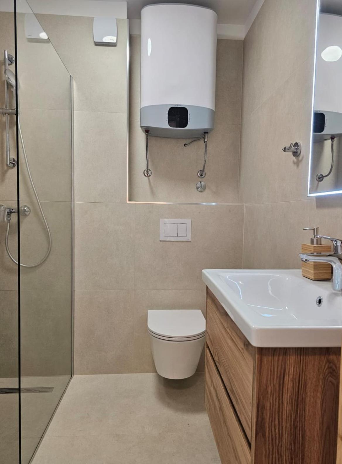 Apartments Miamare 2 พรีมอชเตน ภายนอก รูปภาพ