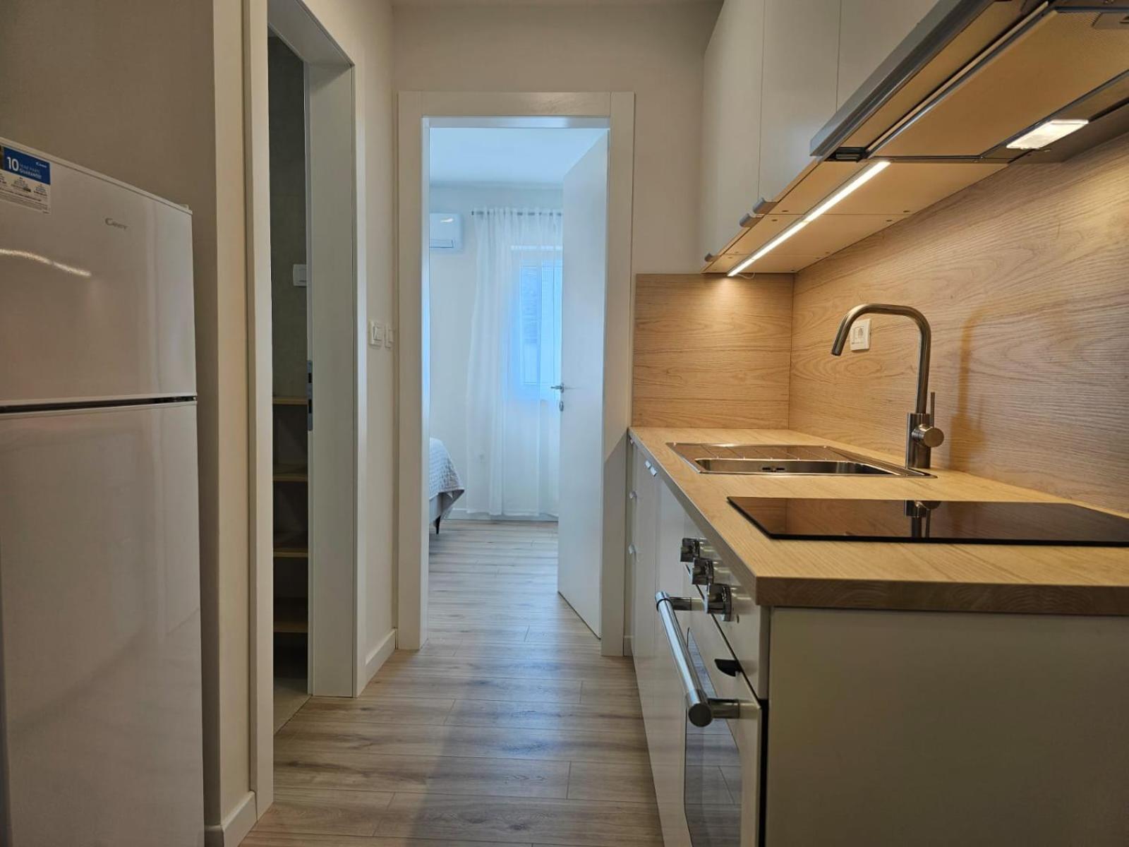 Apartments Miamare 2 พรีมอชเตน ภายนอก รูปภาพ